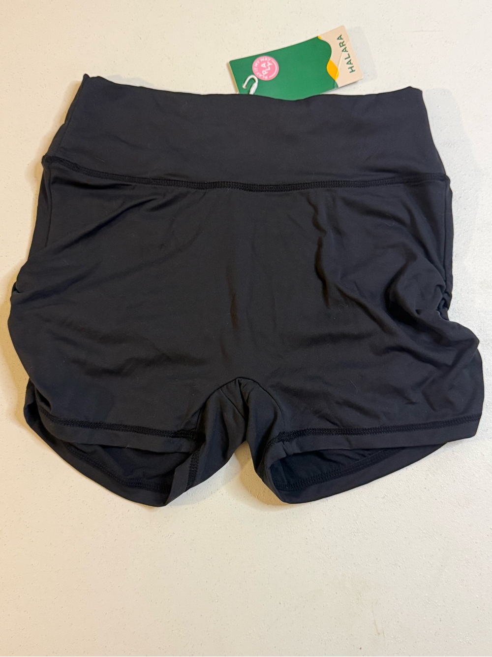 Halara Women’s High Waisted Black Scrunch Butt Athletic Shorts Size Medium NWT